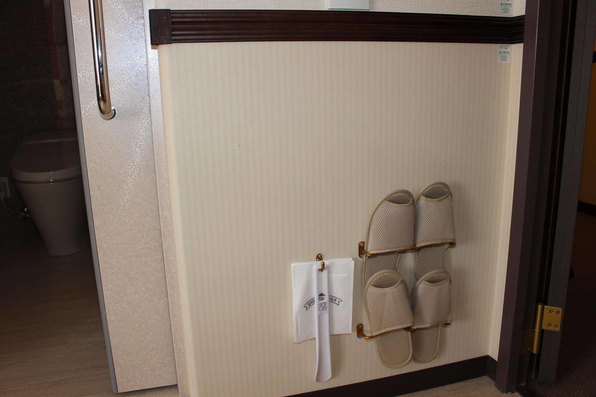Toyoko Inn Kofu-Eki Minami-Guchi No.1 Extérieur photo