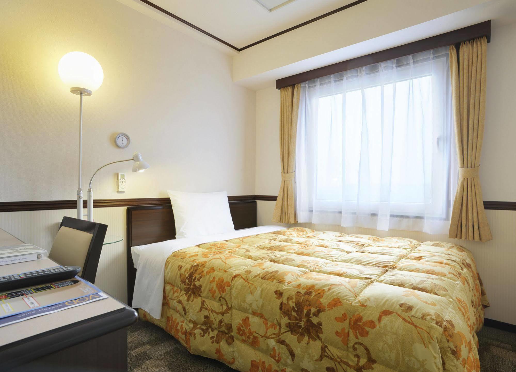 Toyoko Inn Kofu-Eki Minami-Guchi No.1 Extérieur photo